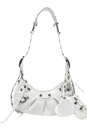 Cute Everyday Outfits, Outfit Inspo Casual Heart Y2K Mini Shoulder Bag