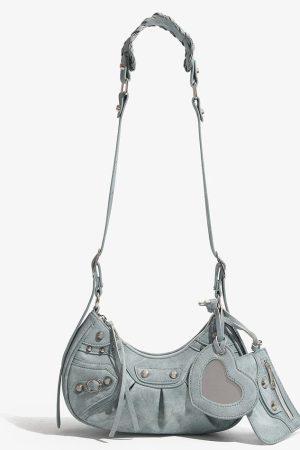 Cute Everyday Outfits, Outfit Inspo Casual Heart Y2K Mini Shoulder Bag