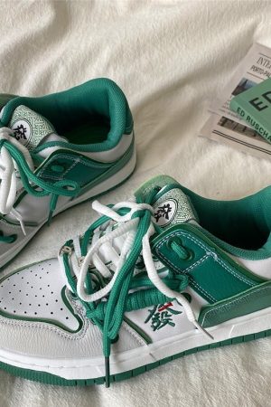 Cute Everyday Outfits, Outfit Inspo Casual Hieroglyph Embroidery Aesthetic Sneakers