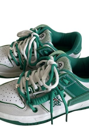 Cute Everyday Outfits, Outfit Inspo Casual Hieroglyph Embroidery Aesthetic Sneakers