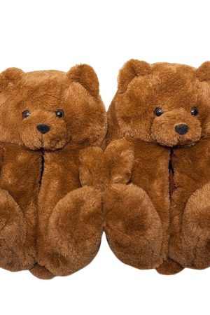Cute Everyday Outfits, Outfit Inspo Casual Hugging Teddy Bear Slippers