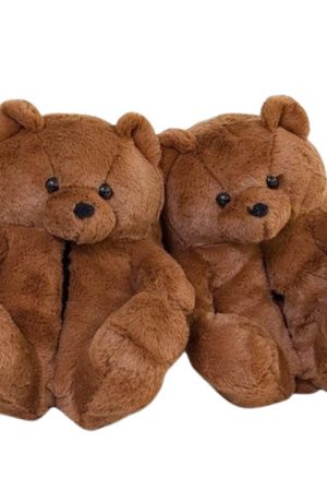 Cute Everyday Outfits, Outfit Inspo Casual Hugging Teddy Bear Slippers