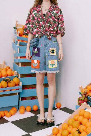 Cute Everyday Outfits, Outfit Inspo Casual Indie Aesthetic Crochet Flower Denim Shorts