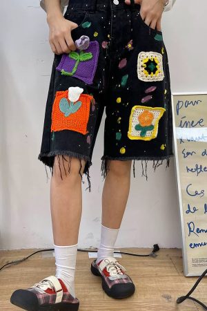 Cute Everyday Outfits, Outfit Inspo Casual Indie Aesthetic Crochet Flower Denim Shorts