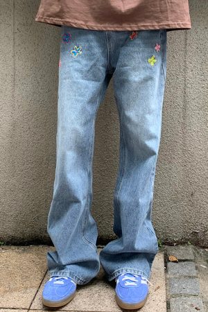 Cute Everyday Outfits, Outfit Inspo Casual Indie Aesthetic Flower Embroidery Jeans