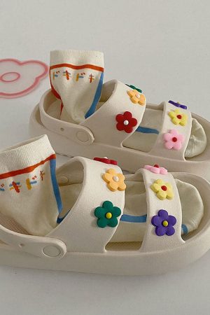 Cute Everyday Outfits, Outfit Inspo Casual Indie Aesthetic Flower Sandals