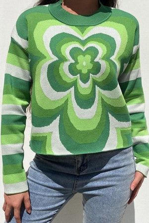 Cute Everyday Outfits, Outfit Inspo Casual Indie Aesthetic Flower Sweater