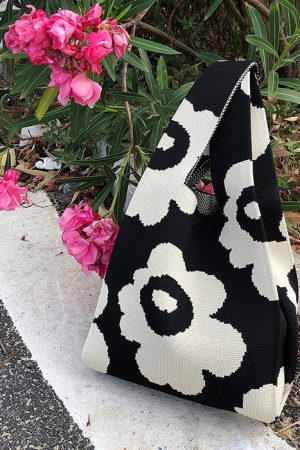 Cute Everyday Outfits, Outfit Inspo Casual Indie Aesthetic Flower Tote Bag