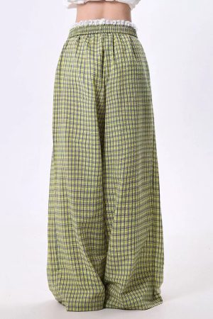 Cute Everyday Outfits, Outfit Inspo Casual Indie Aesthetic Green Plaid Pants