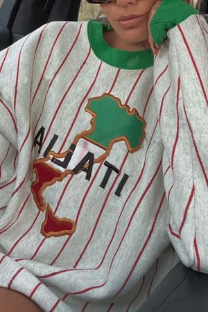Cute Everyday Outfits, Outfit Inspo Casual Italia Striped Vintage Sweatshirt