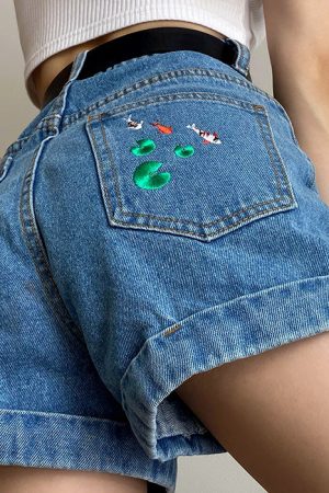 Cute Everyday Outfits, Outfit Inspo Casual Koi Fish Embroidered Shorts