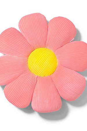 Cute Everyday Outfits, Outfit Inspo Casual Lazy Flower Pillow