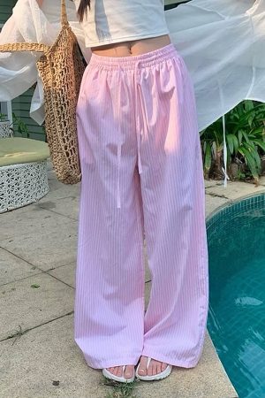 Cute Everyday Outfits, Outfit Inspo Casual Lazy Stripe Pants