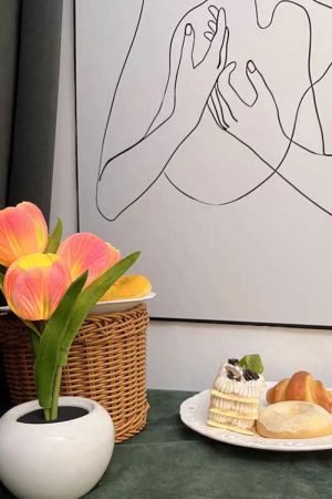 Cute Everyday Outfits, Outfit Inspo Casual LED Tulip Table Lamp