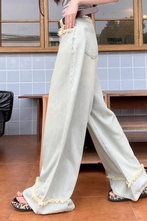 Cute Everyday Outfits, Outfit Inspo Casual Light Blue Frayed Wide-Leg Jeans