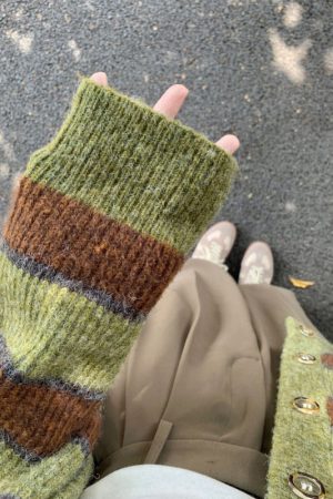 Cute Everyday Outfits, Outfit Inspo Casual Local Coffee Shop Striped Cardigan