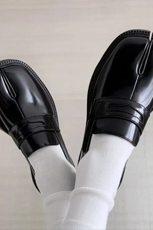 Cute Everyday Outfits, Outfit Inspo Casual London Bridge Split Toe Tabi Loafers