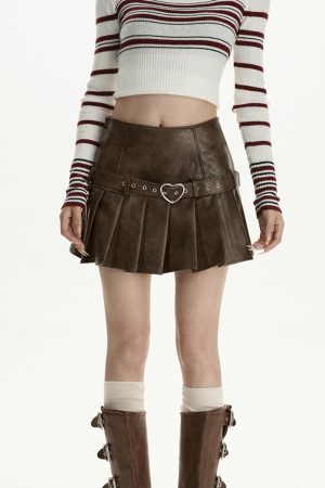 Cute Everyday Outfits, Outfit Inspo Casual Love Bites Leather Pleated Skirt
