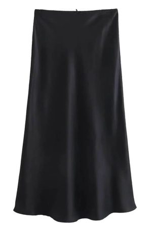 Cute Everyday Outfits, Outfit Inspo Casual Low Waist Satin Maxi Skirt