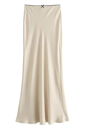 Cute Everyday Outfits, Outfit Inspo Casual Low Waist Satin Maxi Skirt