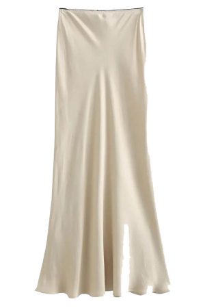 Cute Everyday Outfits, Outfit Inspo Casual Low Waist Satin Maxi Skirt