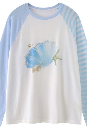 Cute Everyday Outfits, Outfit Inspo Casual Mermaidcore Graphic Long Sleeve Top