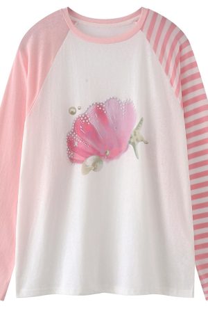 Cute Everyday Outfits, Outfit Inspo Casual Mermaidcore Graphic Long Sleeve Top