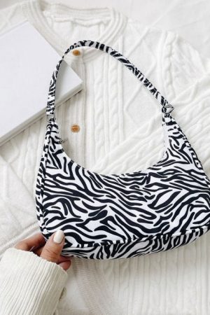 Cute Everyday Outfits, Outfit Inspo Casual Mini Baguette Bag