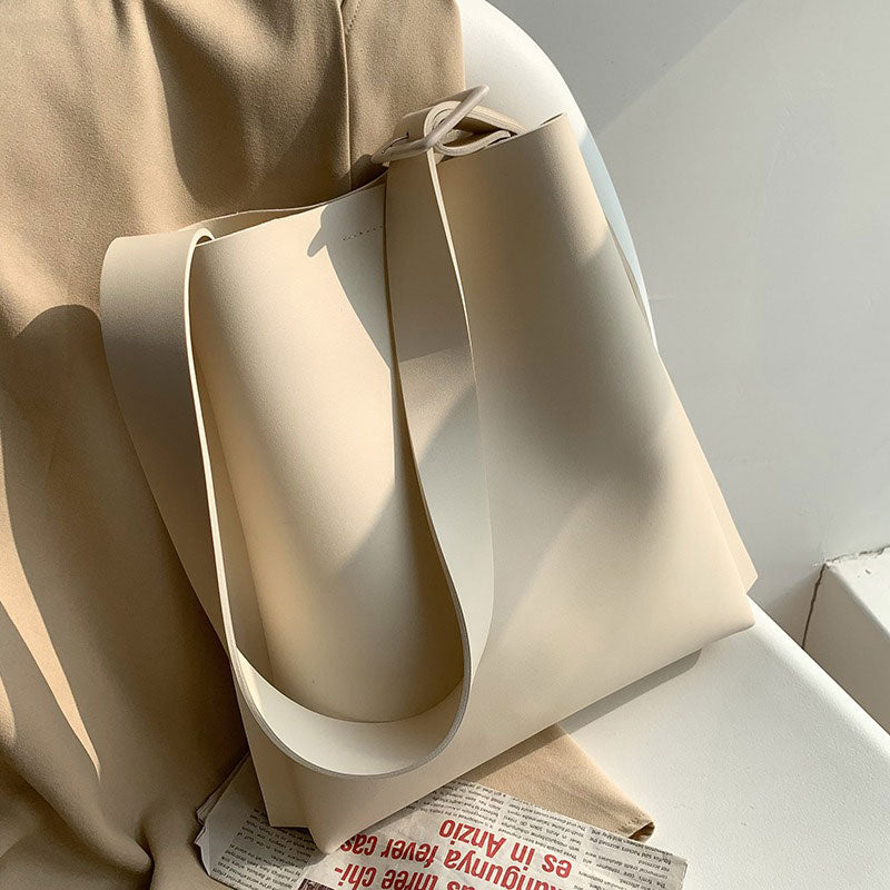 Cute Everyday Outfits, Outfit Inspo Casual Minimalist Aesthetic Tote Handbag Cute Everyday Outfits, Outfit Inspo Casual Minimalist Aesthetic Tote Handbag