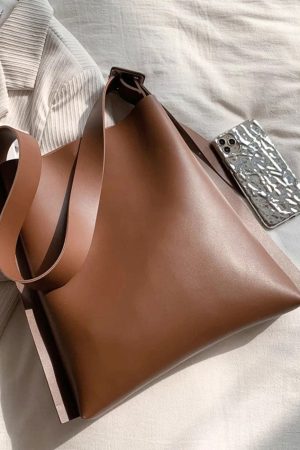 Cute Everyday Outfits, Outfit Inspo Casual Minimalist Aesthetic Tote Handbag