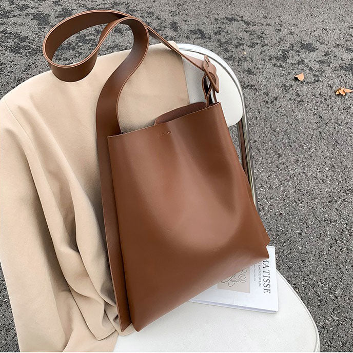 Cute Everyday Outfits, Outfit Inspo Casual Minimalist Aesthetic Tote Handbag Cute Everyday Outfits, Outfit Inspo Casual Minimalist Aesthetic Tote Handbag