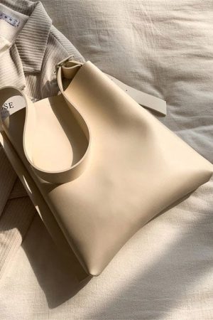 Cute Everyday Outfits, Outfit Inspo Casual Minimalist Aesthetic Tote Handbag