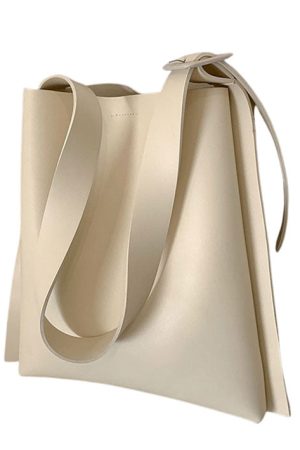 Cute Everyday Outfits, Outfit Inspo Casual Minimalist Aesthetic Tote Handbag