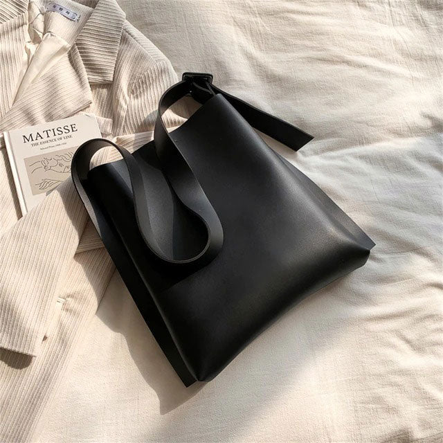 Cute Everyday Outfits, Outfit Inspo Casual Minimalist Aesthetic Tote Handbag Cute Everyday Outfits, Outfit Inspo Casual Minimalist Aesthetic Tote Handbag