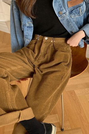 Cute Everyday Outfits, Outfit Inspo Casual Minimalist Outfit Cord Pants