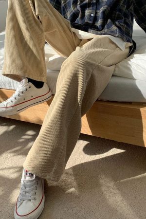 Cute Everyday Outfits, Outfit Inspo Casual Minimalist Outfit Cord Pants