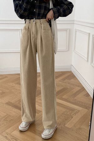 Cute Everyday Outfits, Outfit Inspo Casual Minimalist Outfit Cord Pants