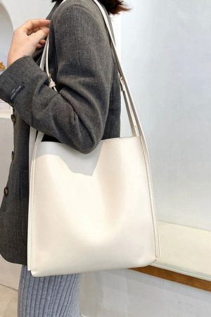 Cute Everyday Outfits, Outfit Inspo Casual Minimalist Soft Leather Tote Bag