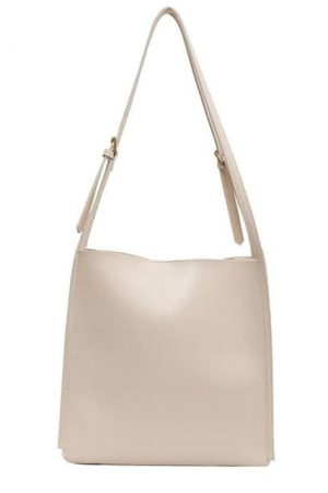 Cute Everyday Outfits, Outfit Inspo Casual Minimalist Soft Leather Tote Bag