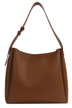 Cute Everyday Outfits, Outfit Inspo Casual Minimalist Vegan Leather Tote Bag