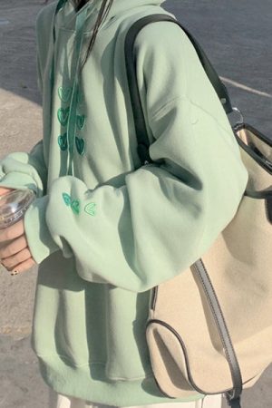 Cute Everyday Outfits, Outfit Inspo Casual Mint Aesthetic Heart Hoodie