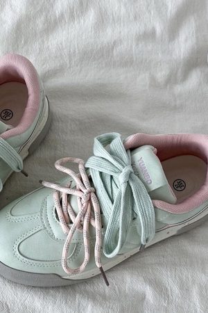 Cute Everyday Outfits, Outfit Inspo Casual Mint Gelato & Strawberry Sneakers
