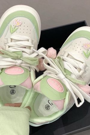 Cute Everyday Outfits, Outfit Inspo Casual Mint Green Tulip Sneakers