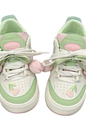 Cute Everyday Outfits, Outfit Inspo Casual Mint Green Tulip Sneakers