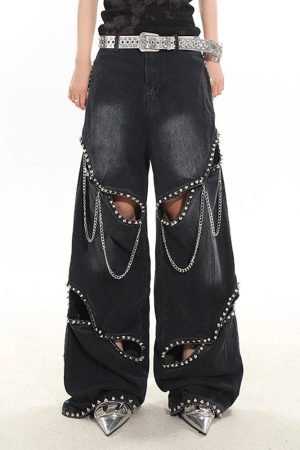 Cute Everyday Outfits, Outfit Inspo Casual Model Behavior Chain Ripped Jeans