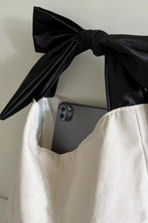 Cute Everyday Outfits, Outfit Inspo Casual Morning in Paris Bow-Tie Mini Bag