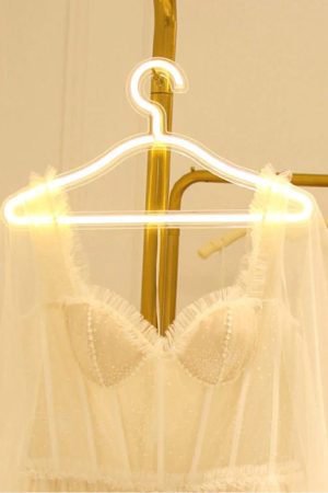 Cute Everyday Outfits, Outfit Inspo Casual Neon Clothes Hanger