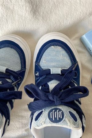 Cute Everyday Outfits, Outfit Inspo Casual Nostalgic Games Denim Sneakers