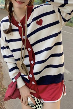 Cute Everyday Outfits, Outfit Inspo Casual Paris Striped Cardigan