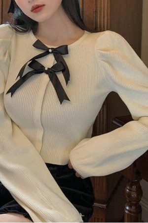 Cute Everyday Outfits, Outfit Inspo Casual Parisian Style Ribbed Top with Bows